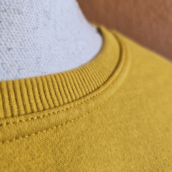 3/$25 Amazon Essentials Crew Neck Sweatshirt Marigold Mustard Yellow Cotton - Picture 4 of 10